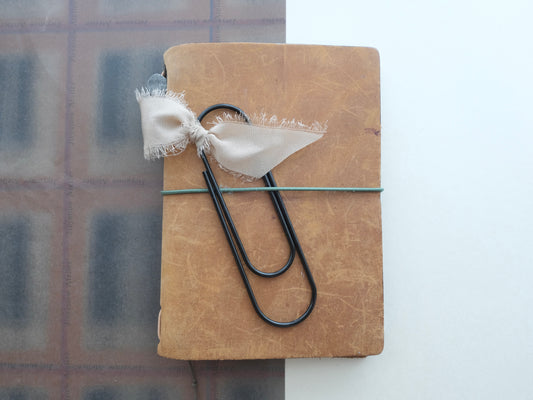 Giant Paper Clip 10cm