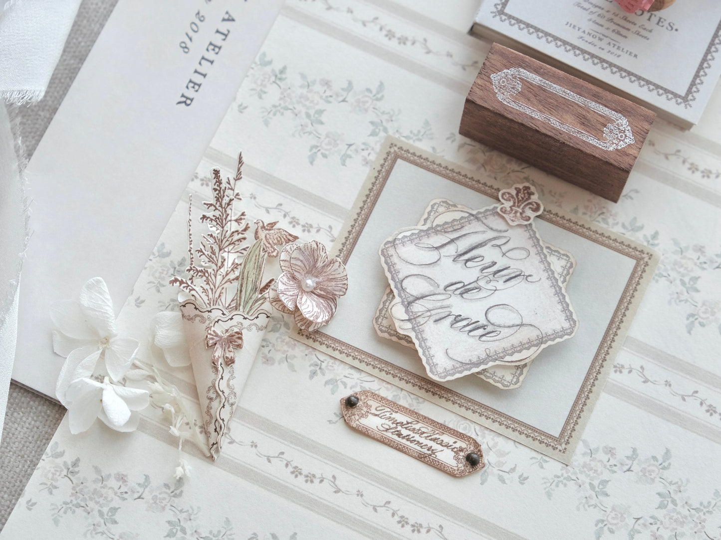 Fleur de Grace Quill Notes
